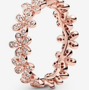 Pandora 14K Rose Gold daisy statement ring